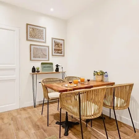 Beautiful Flat With Ac For 4 Pax - Opera Daire