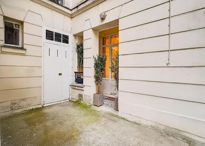 Beautiful Flat With Ac For 4 Pax - Opera Lägenhet